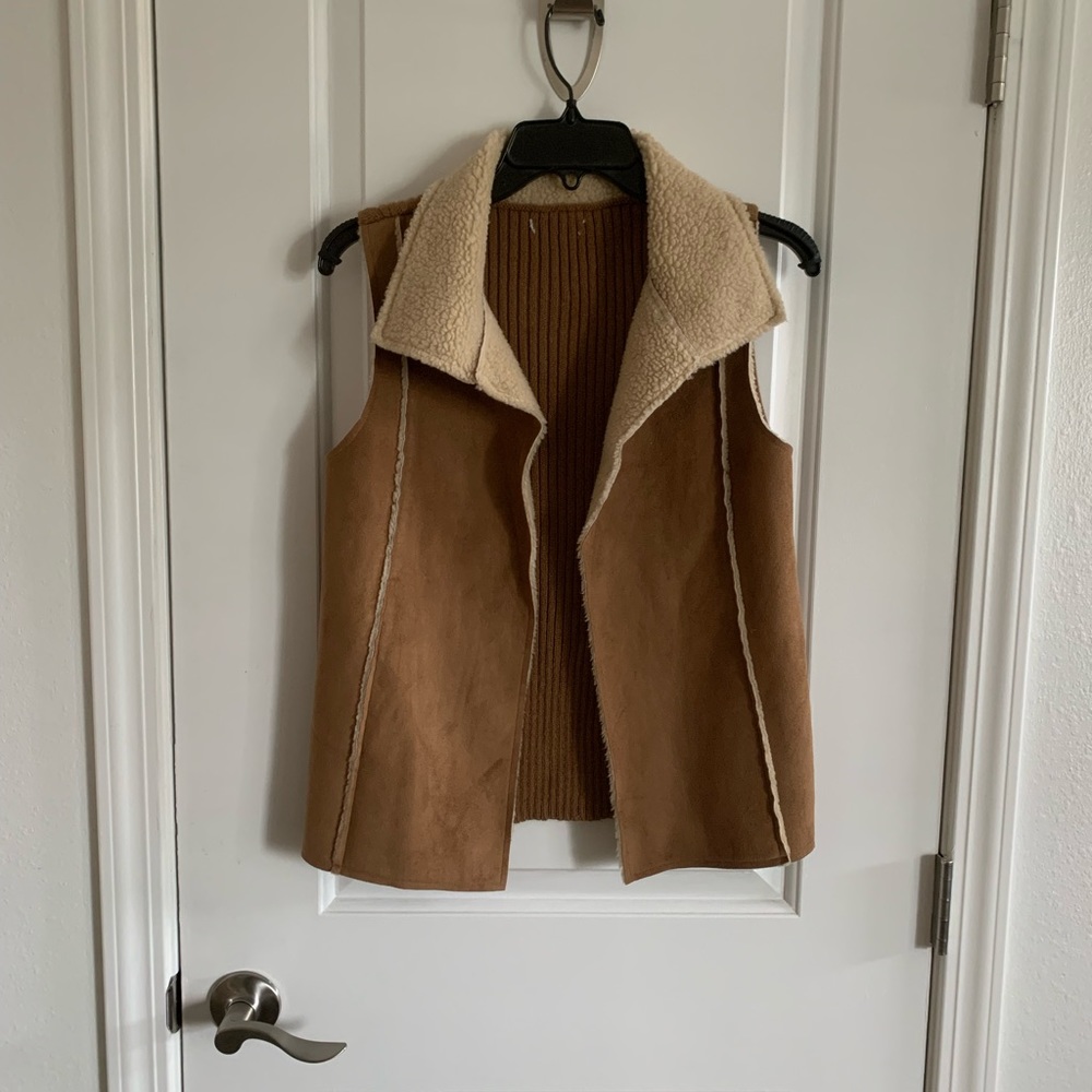 Faux shearling/fleece boho vest size M